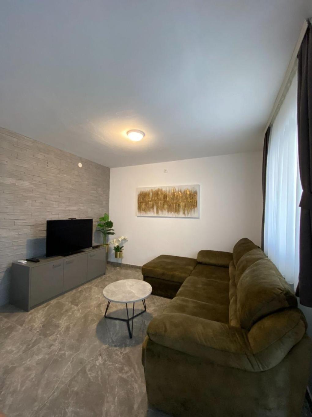 Juli - Modern Apartamento